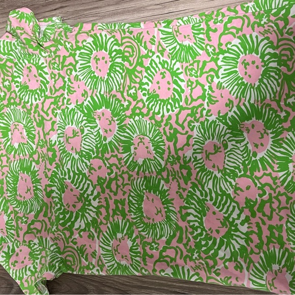 Lily Pultizer - Picture 3 of 4